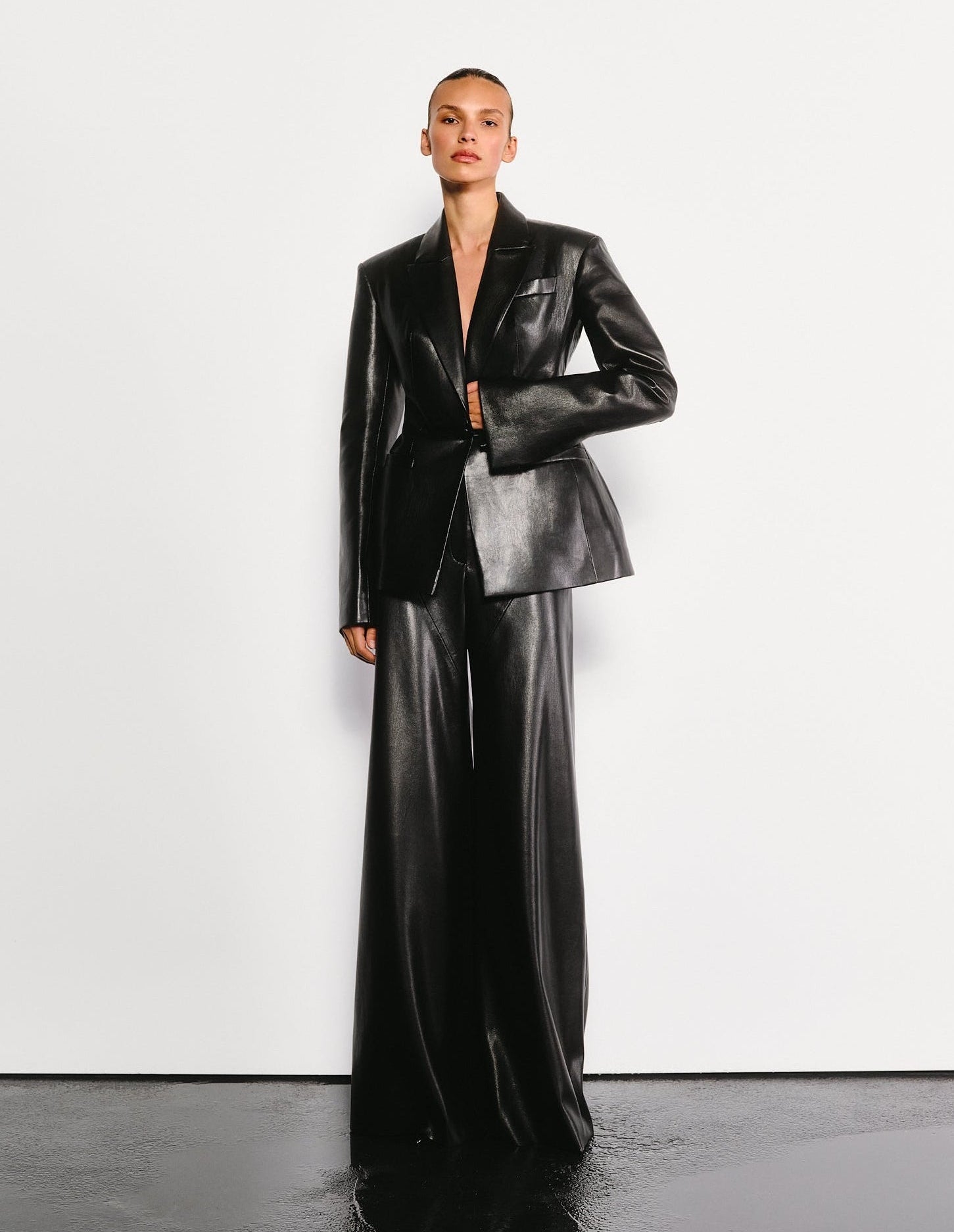 Vegan Leather Hourglass Blazer Black